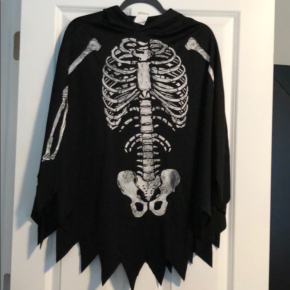 Skeleton poncho with hood